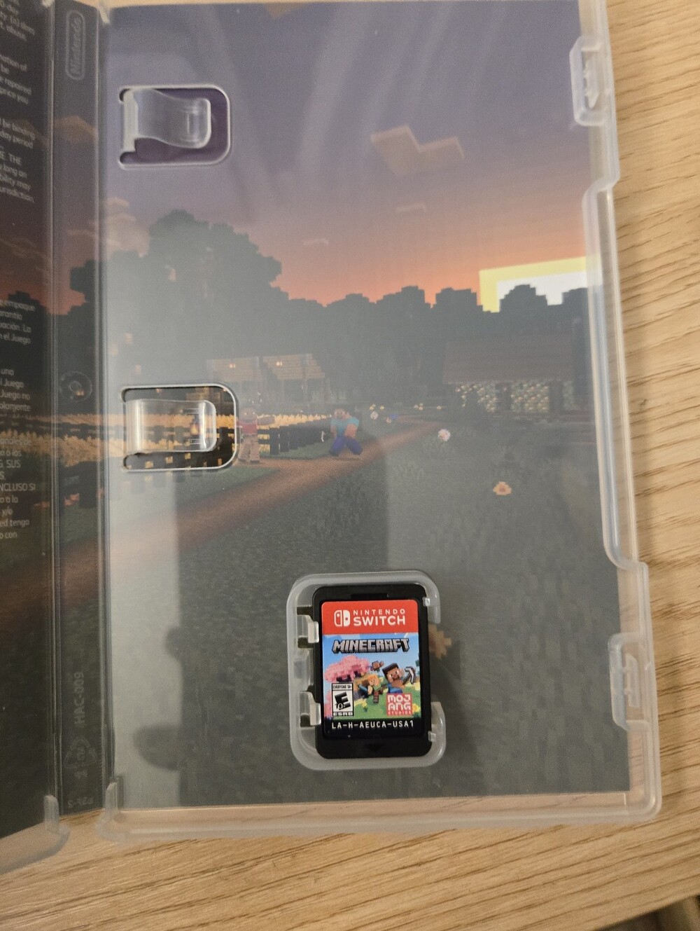 Minecraft Switch Game Card - Picture 2 of 2